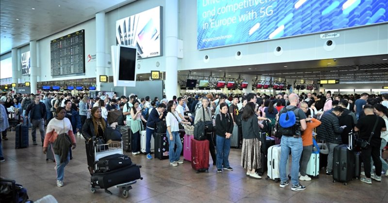 Siber saldırı nedeniyle Avrupa’nın büyük havalimanlarında aksaklıklar devam ediyor