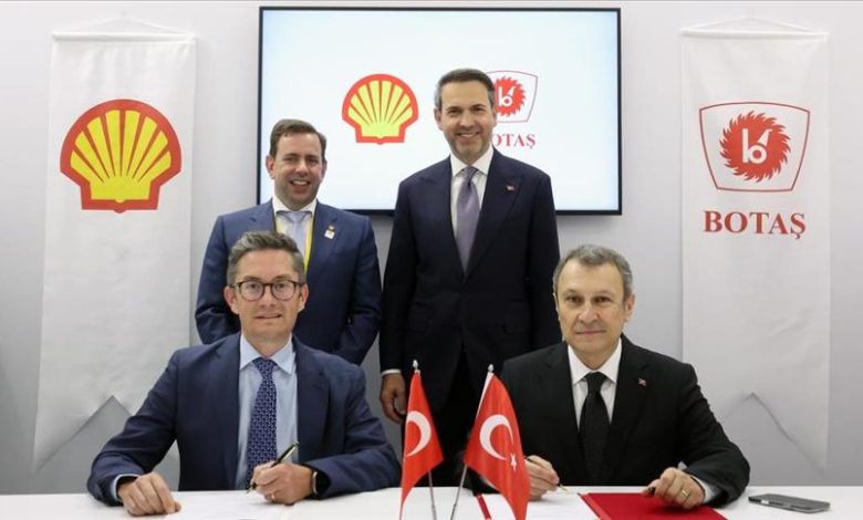 BOTAŞ, İtalya’da LNG tedarik anlaşmaları imzaladı BOTAŞ, İtalya’da LNG tedarik anlaşmaları imzaladı