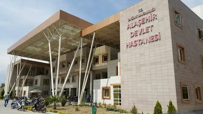 ASAYİŞ Manisa’da acı olay! Spiral makinesiyle ağaç keserken yaralanan kişi öldü