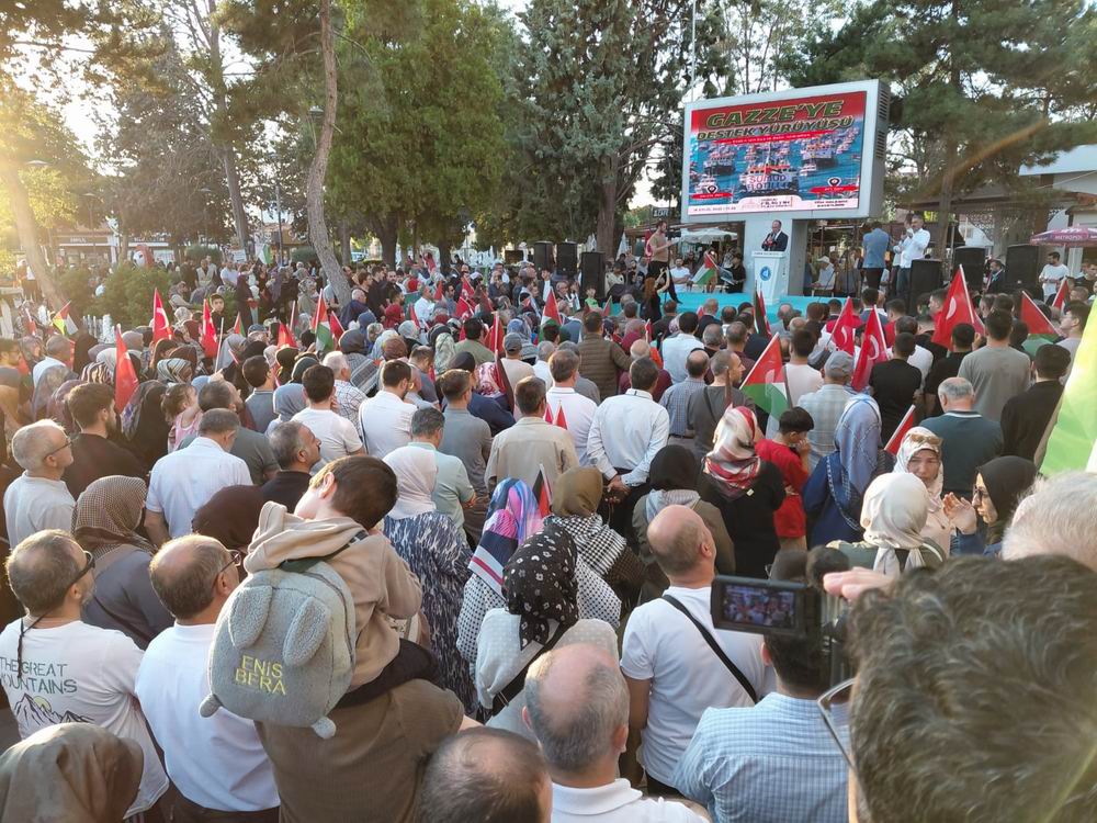 Çorum’da Sumud Filosu’na destek yürüyüşü!