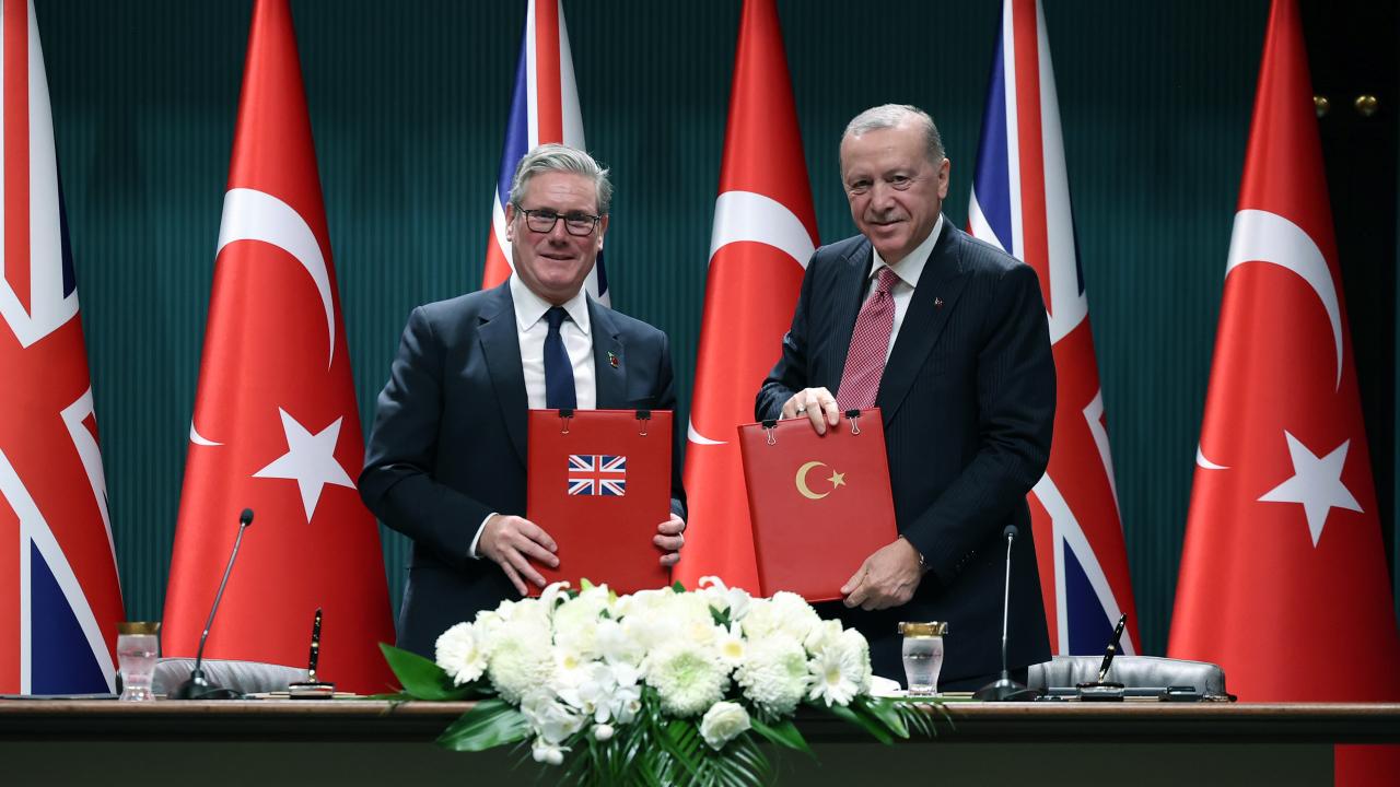 Cumhurbaşkanı Erdoğan ve Starmer Eurofighter Anlaşması Cumhurbaşkanı Erdoğan ve Starmer Eurofighter Anlaşması