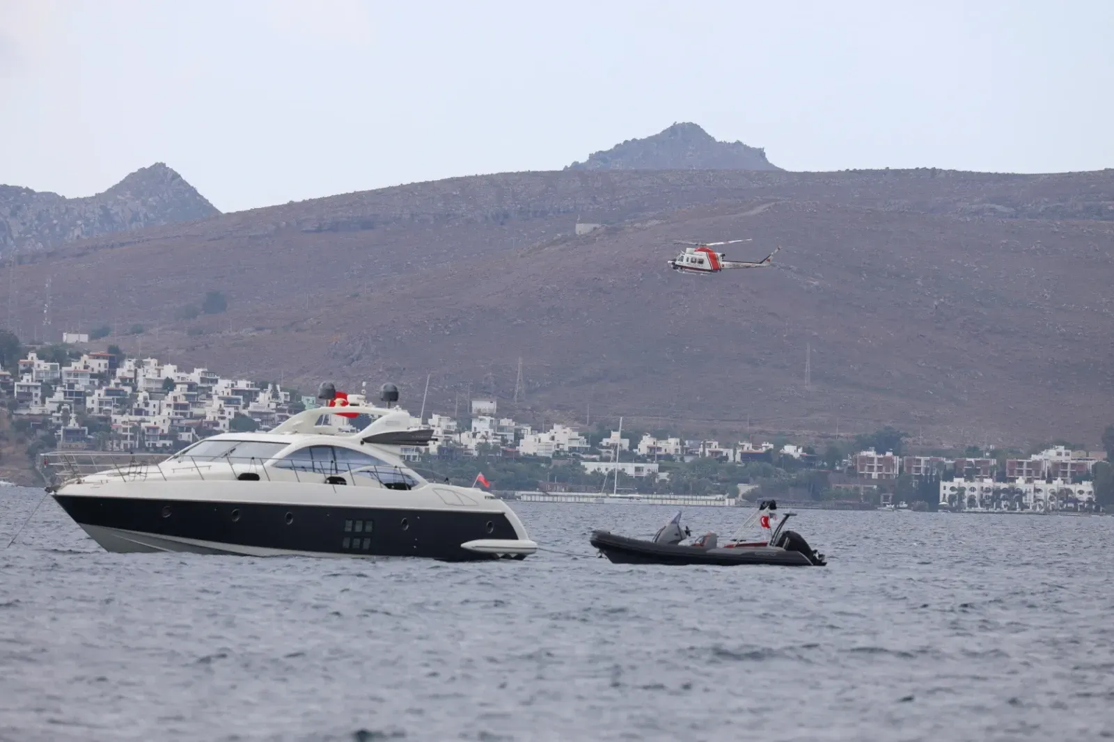 Bodrum’da Kaçak Göçmen Teknesi Battı: 7 Kişi Hayatını Bodrum’da Kaçak Göçmen Teknesi Battı: 7 Kişi Hayatını