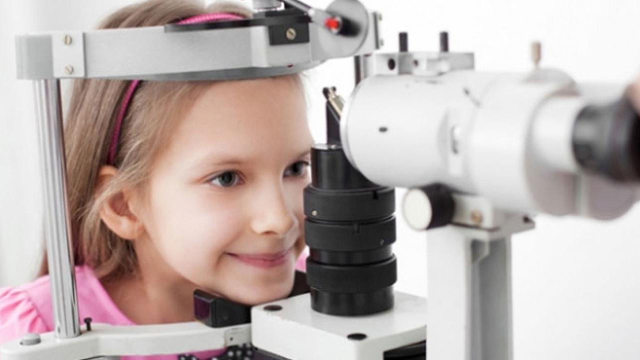 Çocuklarda göz tembelliği: Erken teşhis önem taşıyor Çocuklarda göz tembelliği: Erken teşhis önem taşıyor