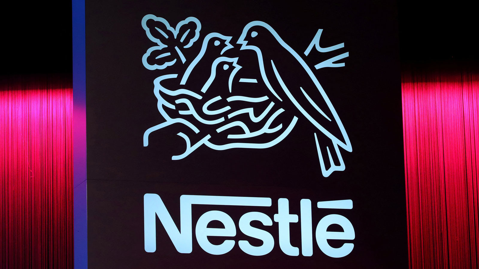 Nestle, 16 Bin Çalışanını İşten Çıkaracak Nestle, 16 Bin Çalışanını İşten Çıkaracak