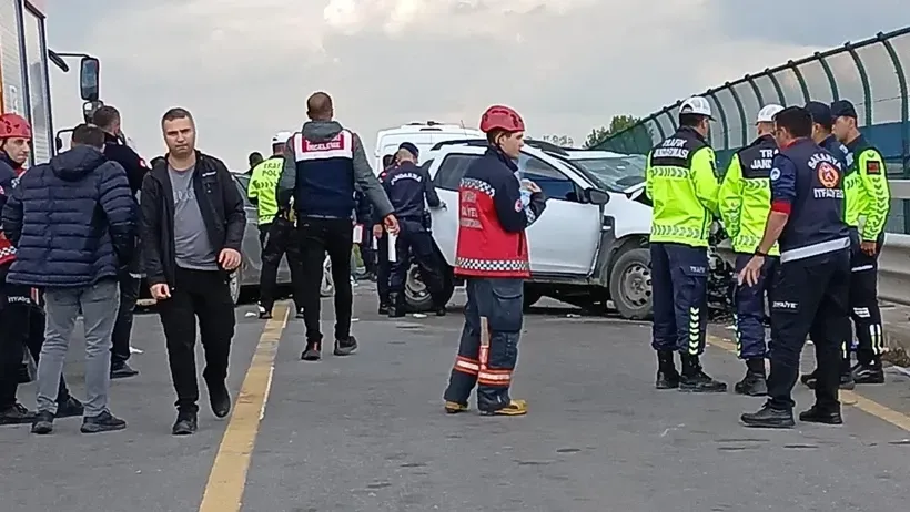AFET & KAZA Akyazı’da trafik kazası: 2 Jandarma personeli şehit oldu