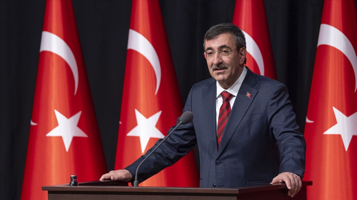 Cevdet Yılmaz: Enflasyonu Tek Haneye İndirme Hedefimiz Var Cevdet Yılmaz: Enflasyonu Tek Haneye İndirme Hedefimiz Var