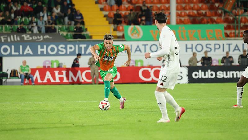 Corendon Alanyaspor ve Gaziantep FK Beraberliği: 0-0 Corendon Alanyaspor ve Gaziantep FK Beraberliği: 0-0
