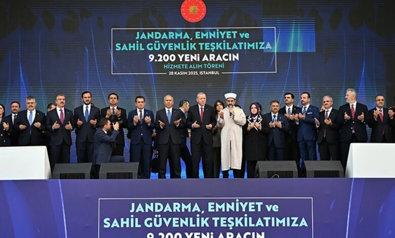 Emniyet için 9 bin 200 yeni araç hizmete alındı Emniyet için 9 bin 200 yeni araç hizmete alındı