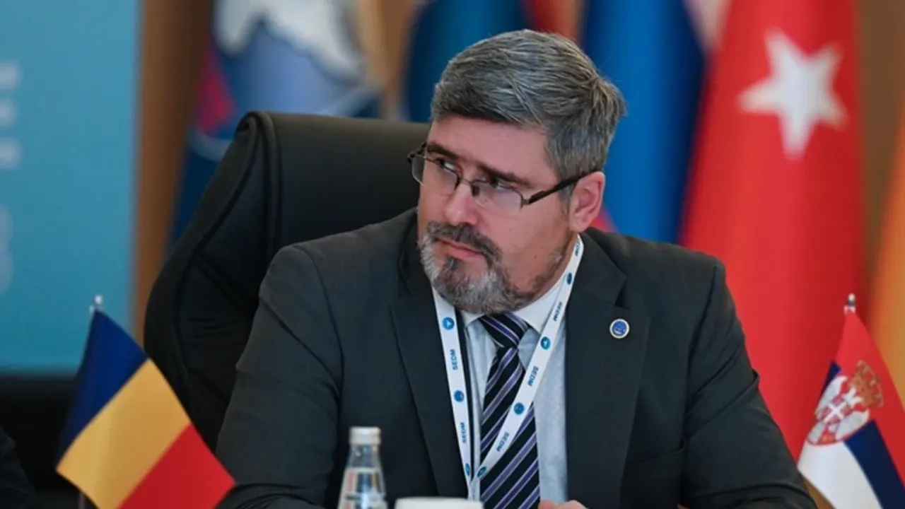 Sırbistan Savunma Bakanlığı’ndan Türkiye’ye Olumlu Sırbistan Savunma Bakanlığı’ndan Türkiye’ye Olumlu