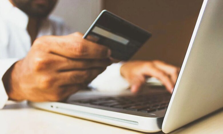 Türkiye’de e-ticaret harcaması kişi başı 276,7 dolar oldu