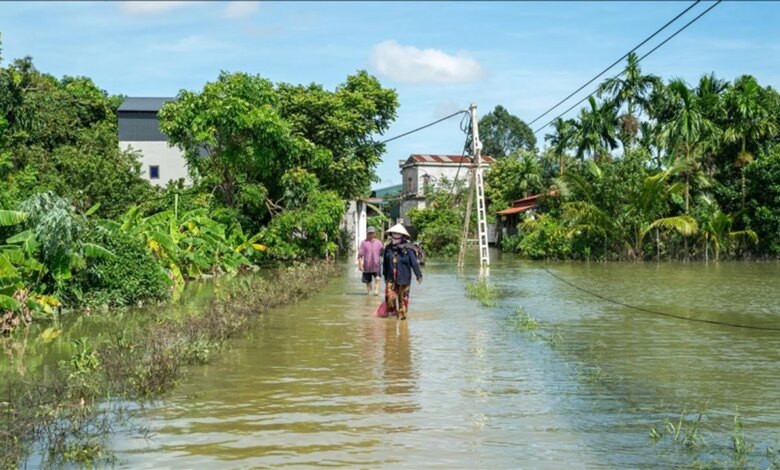 Vietnam’da Bualoi Tayfunu Alarmı Vietnam’da Bualoi Tayfunu Alarmı